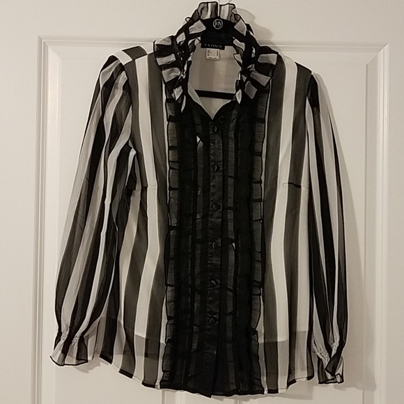 •VENUS• Ruffle Button Down - Picture 1 of 4